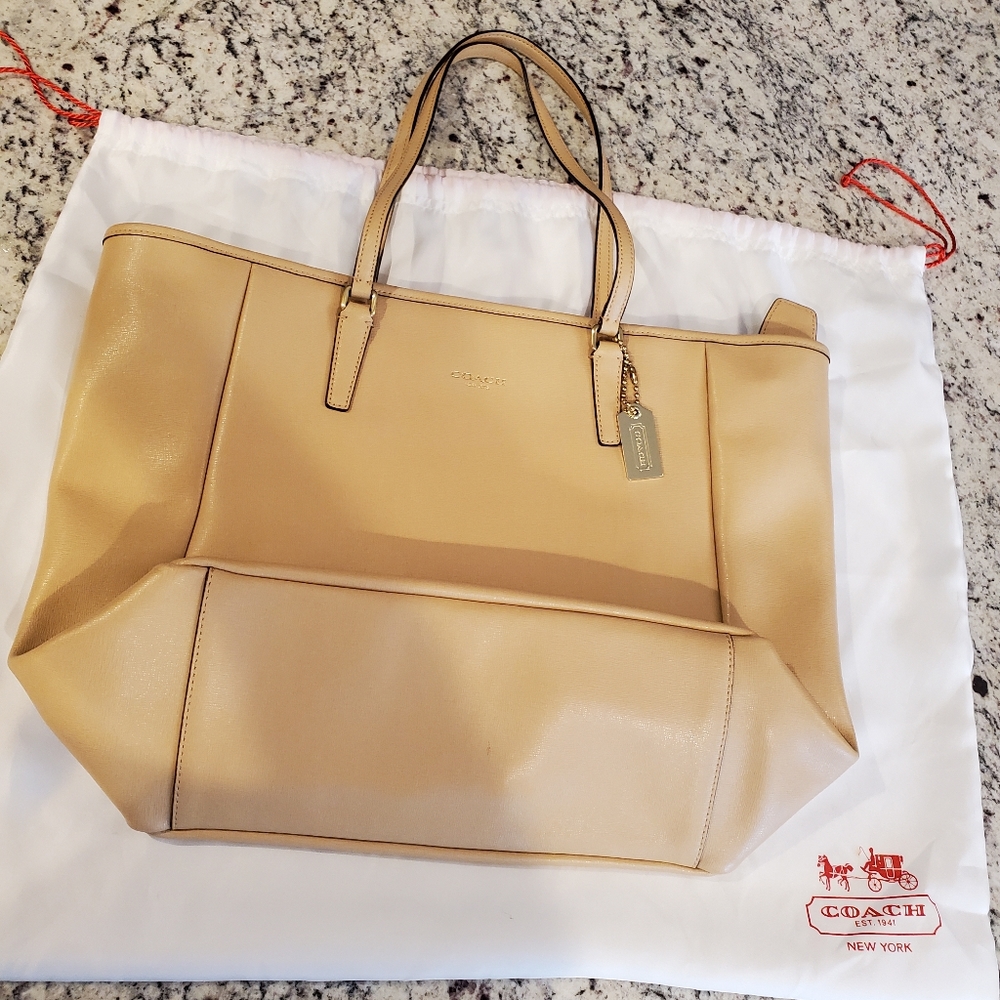 Coach carry all